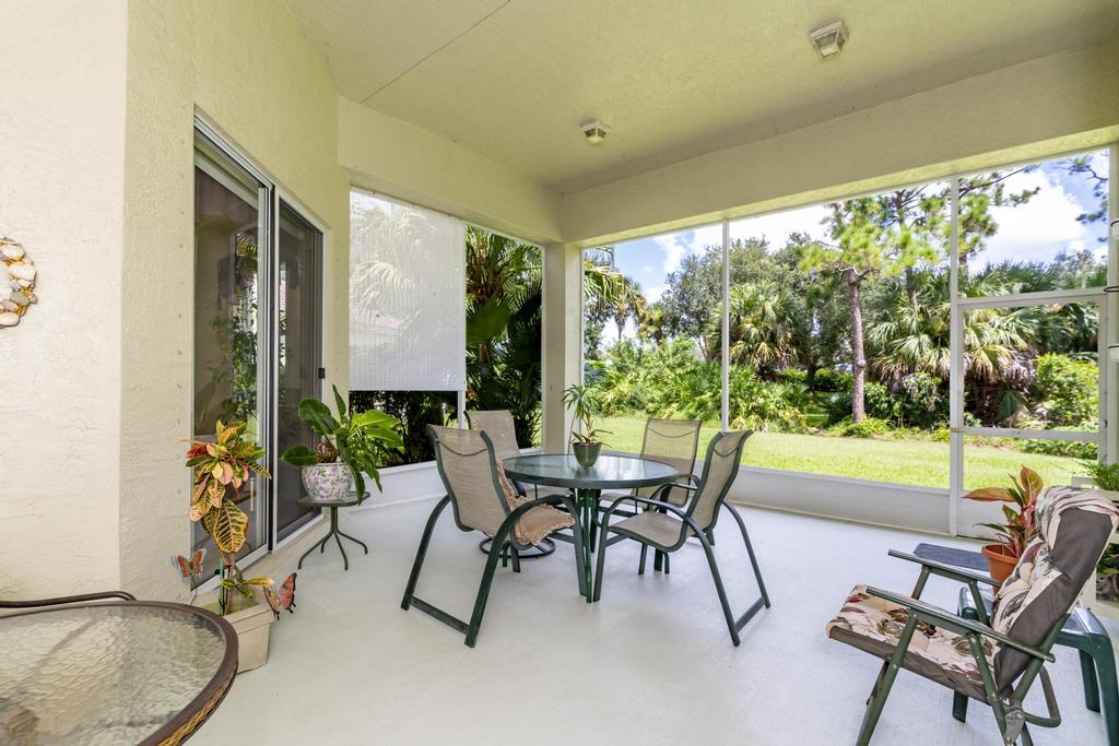 650 SW Long Key Court