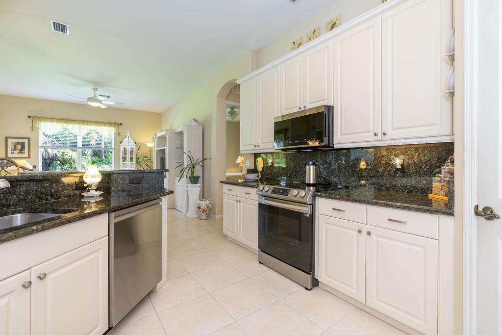 650 SW Long Key Court