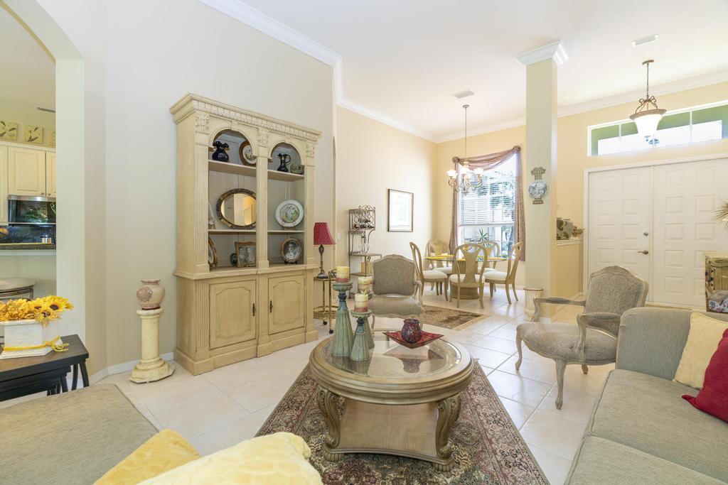 650 SW Long Key Court