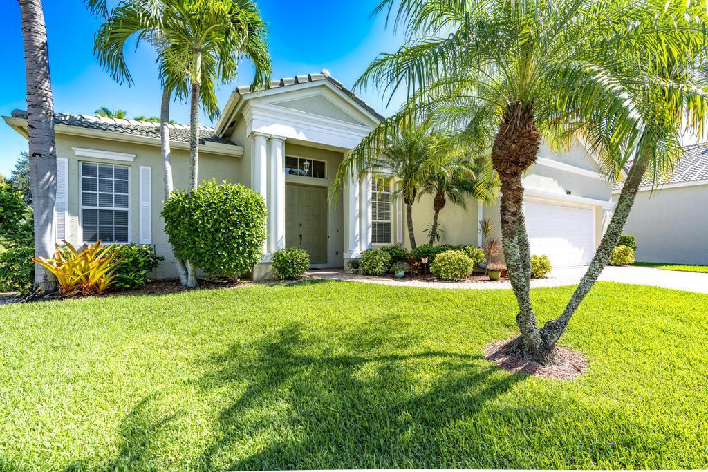 650 SW Long Key Court