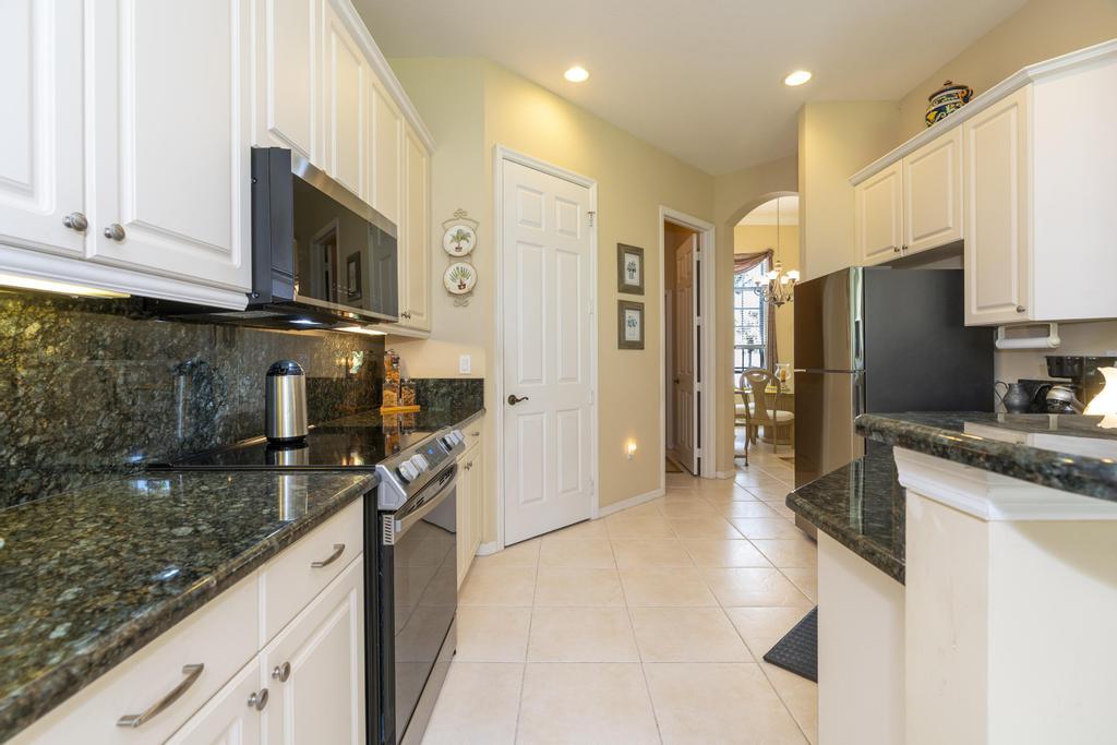 650 SW Long Key Court