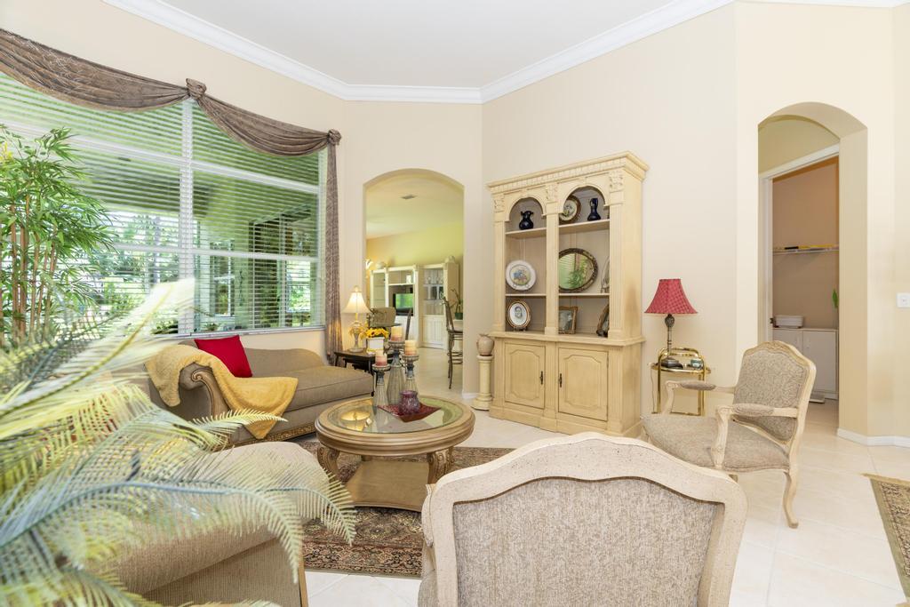 650 SW Long Key Court