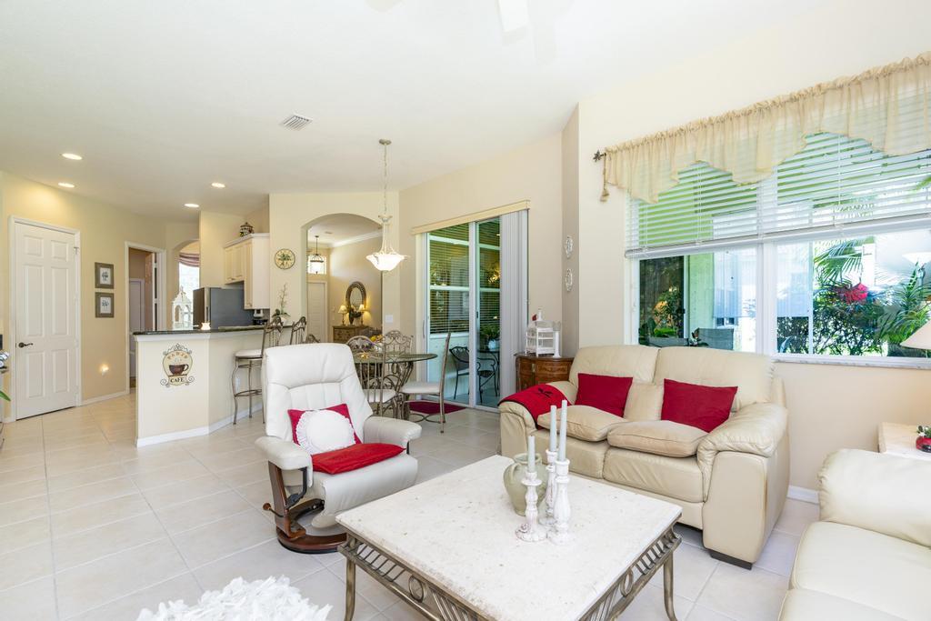 650 SW Long Key Court