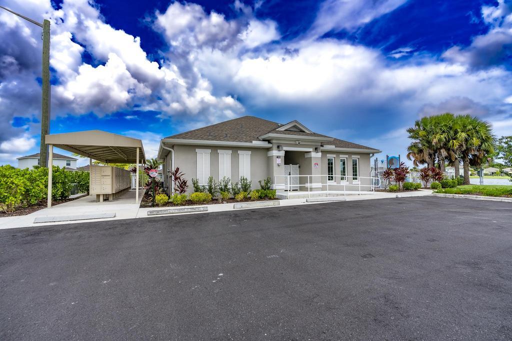252 Raspberry Road