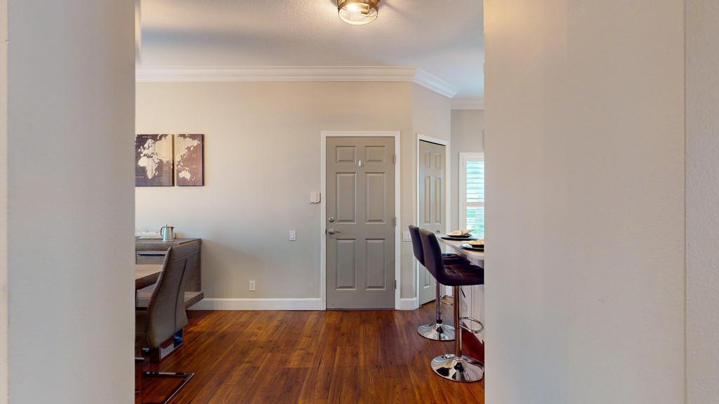 607 NW Whitfield Way