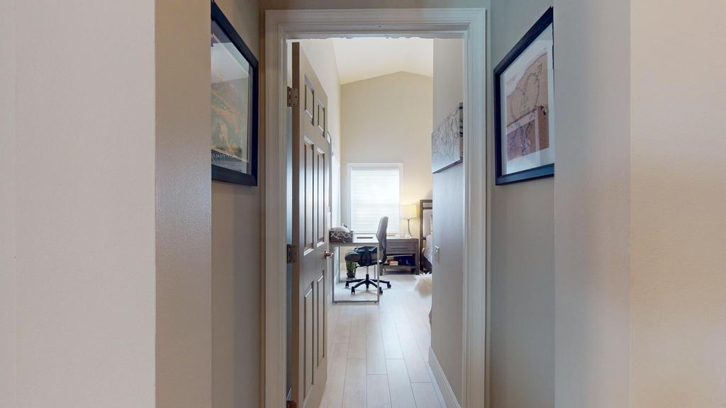 607 NW Whitfield Way