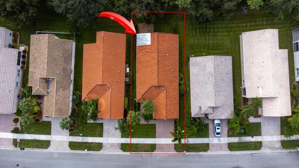 607 NW Whitfield Way