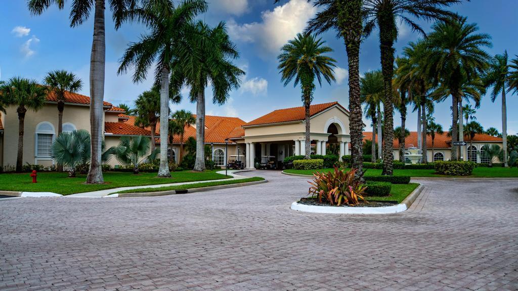 607 NW Whitfield Way