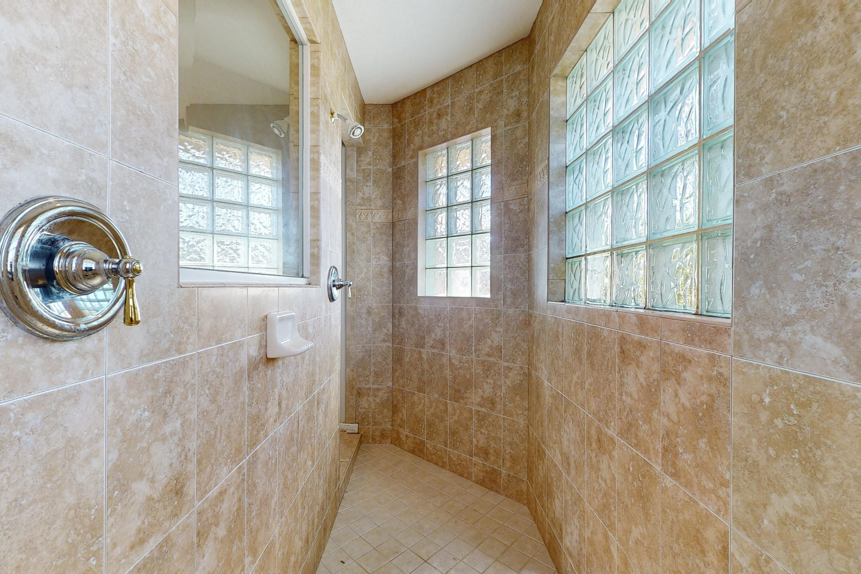 6147 NW East Deville Circle, Port St. Lucie