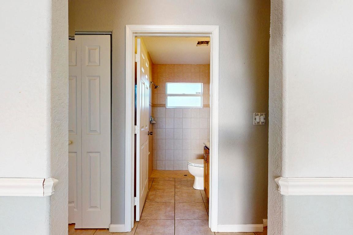 6147 NW East Deville Circle, Port St. Lucie