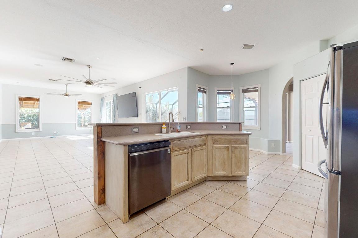 6147 NW East Deville Circle, Port St. Lucie