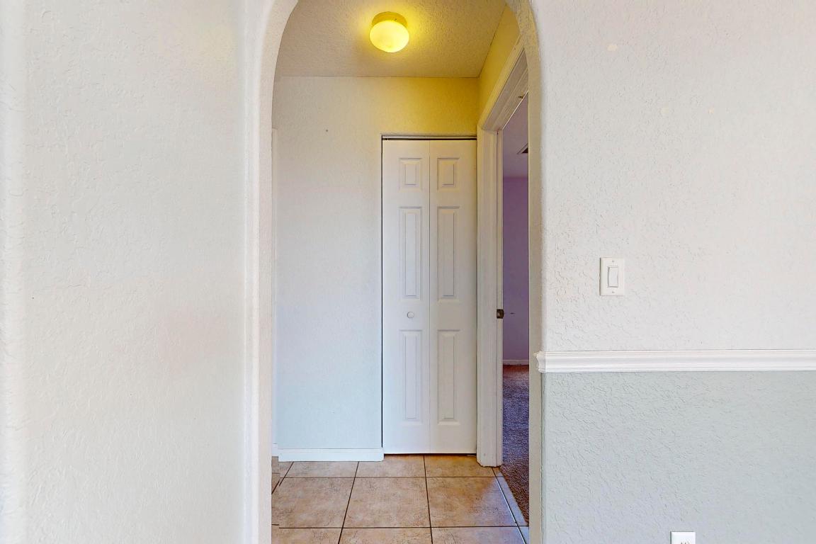 6147 NW East Deville Circle, Port St. Lucie