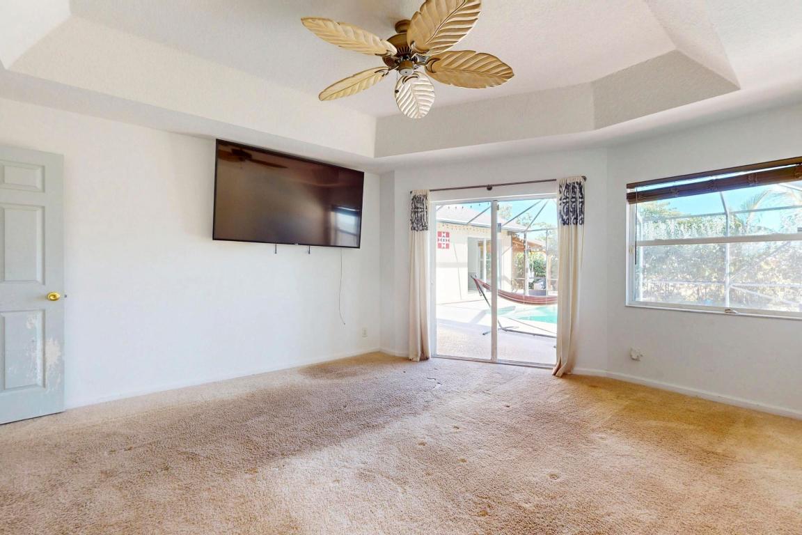 6147 NW East Deville Circle, Port St. Lucie