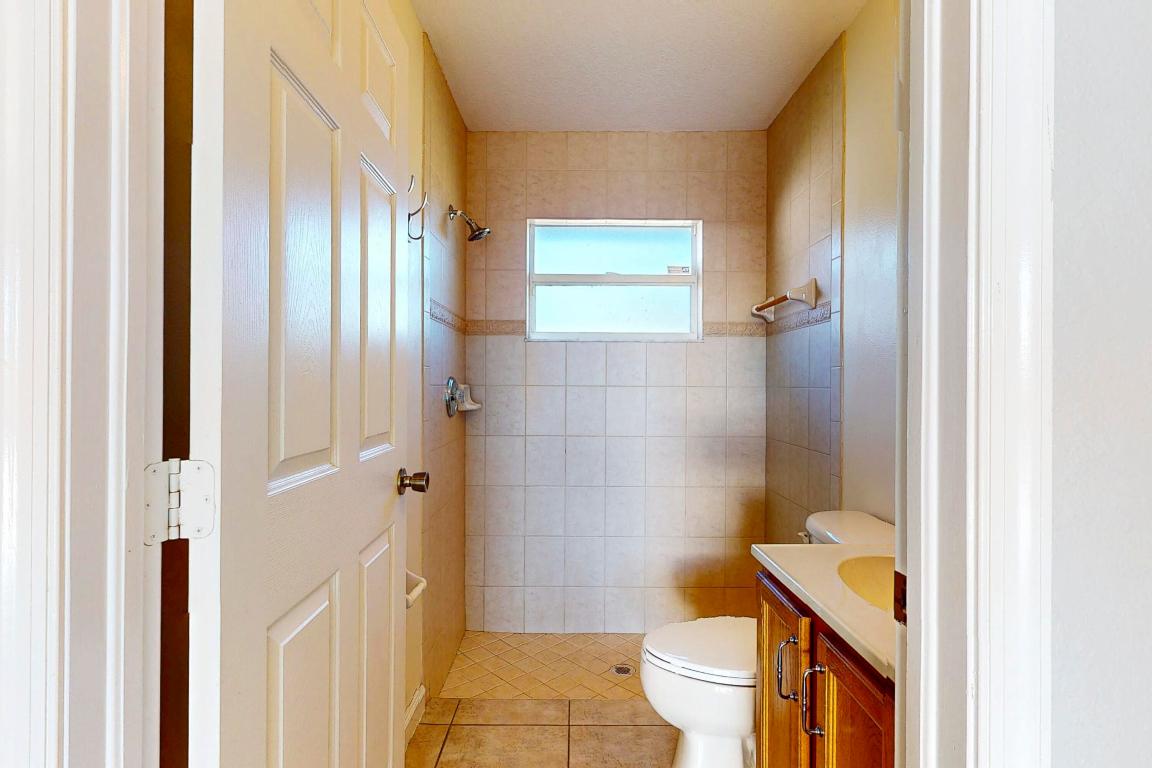 6147 NW East Deville Circle, Port St. Lucie