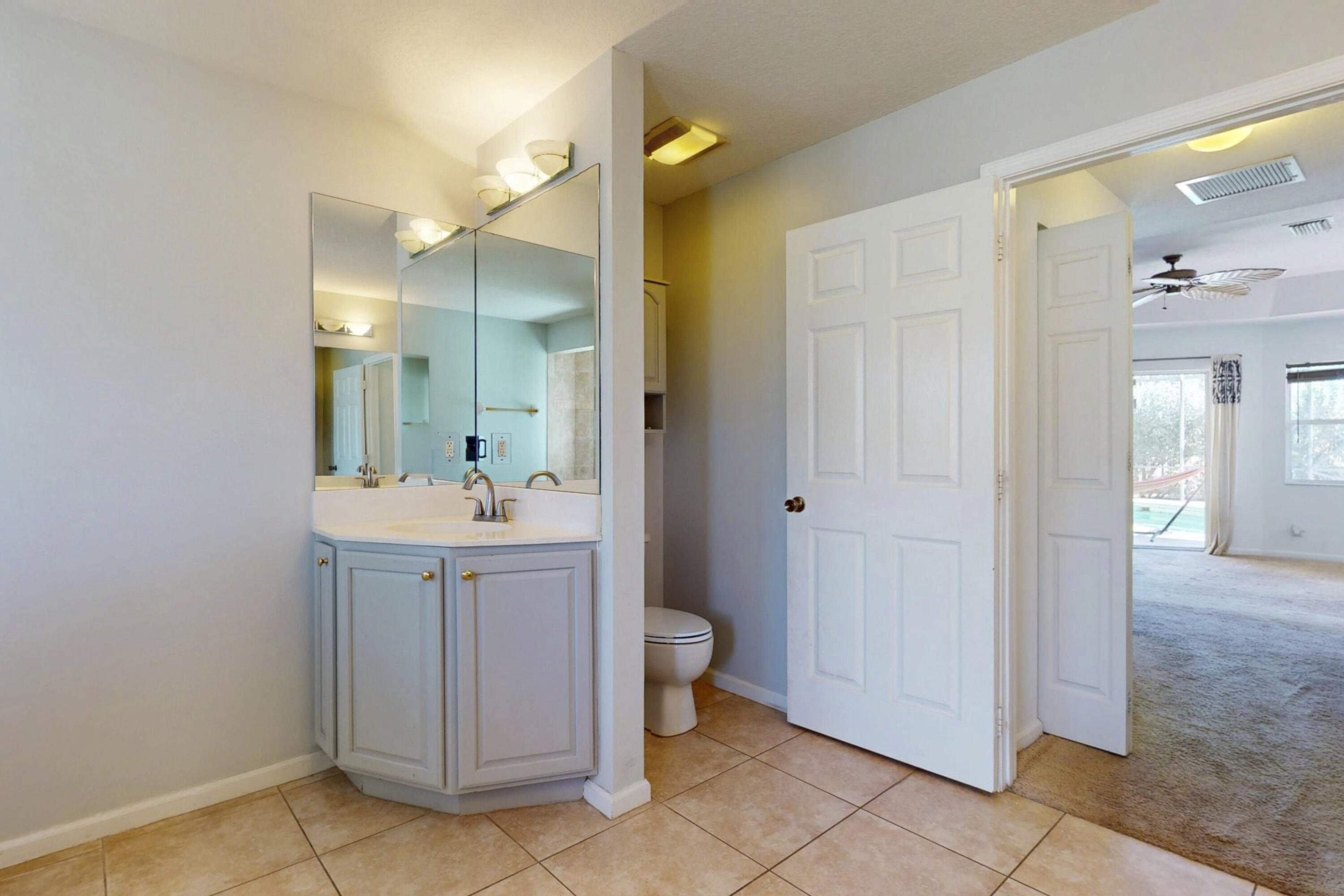 6147 NW East Deville Circle, Port St. Lucie