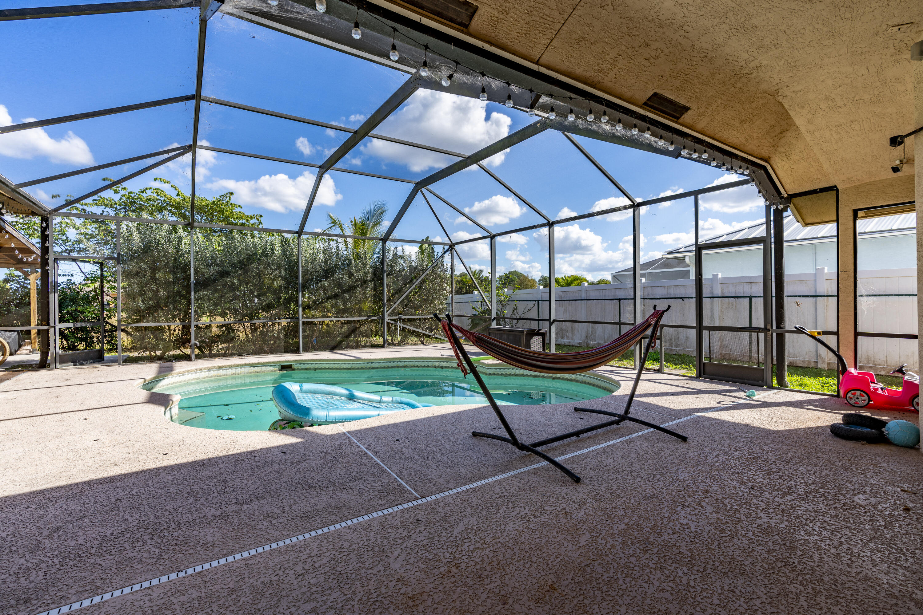 6147 NW East Deville Circle, Port St. Lucie