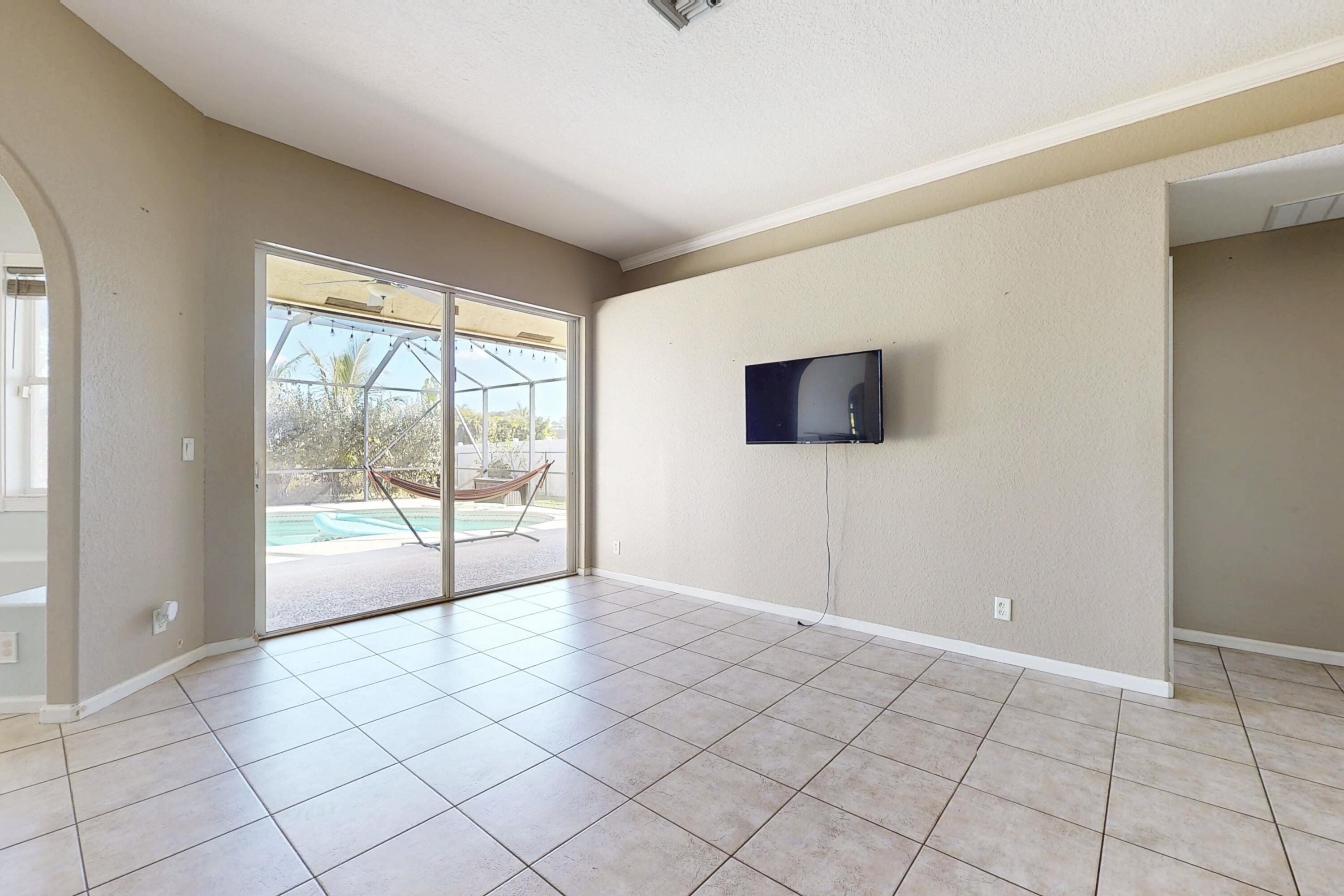 6147 NW East Deville Circle, Port St. Lucie