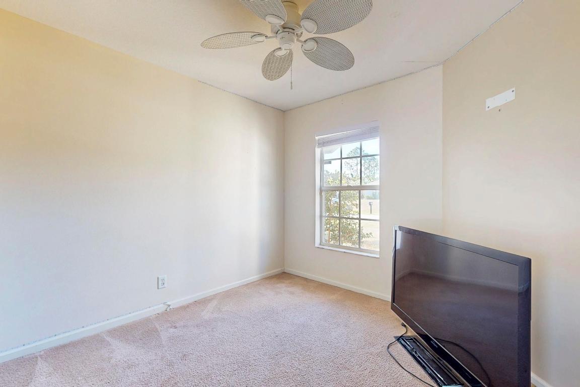 6147 NW East Deville Circle, Port St. Lucie