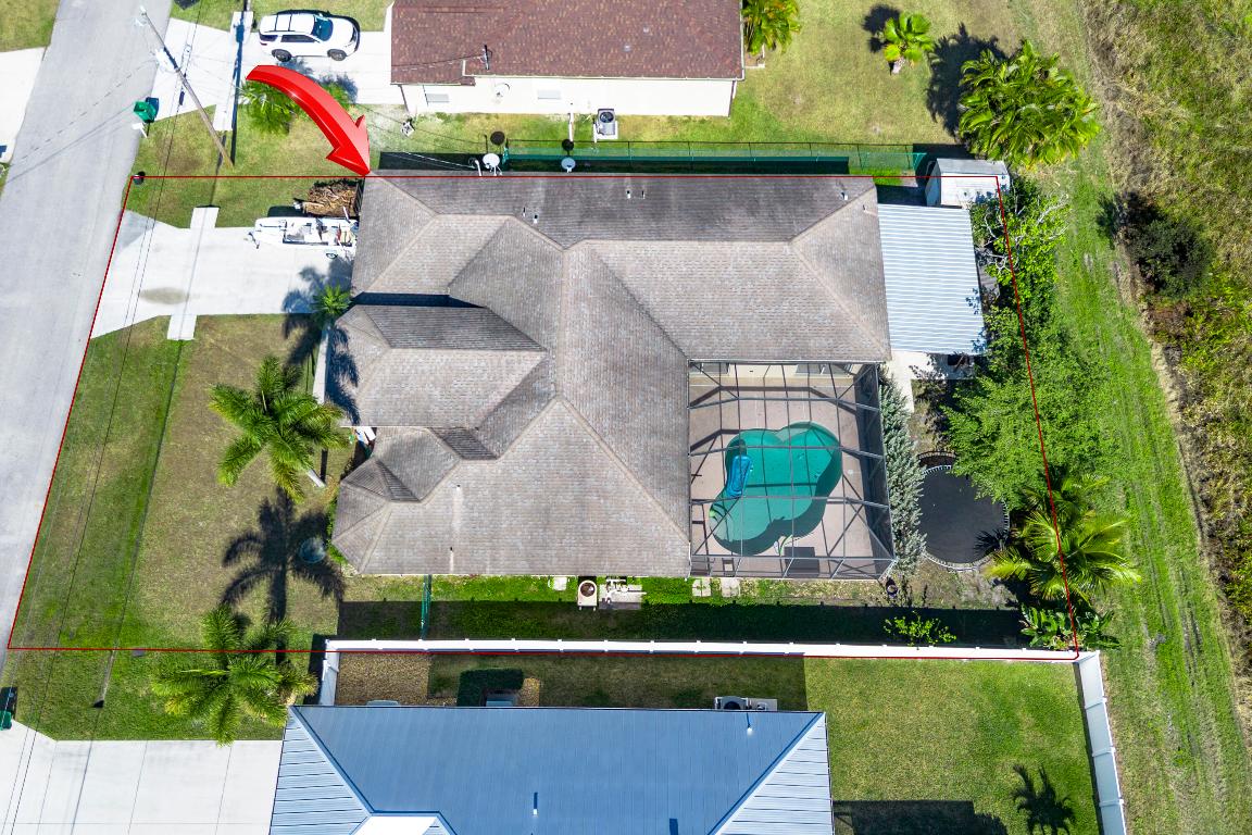 6147 NW East Deville Circle, Port St. Lucie