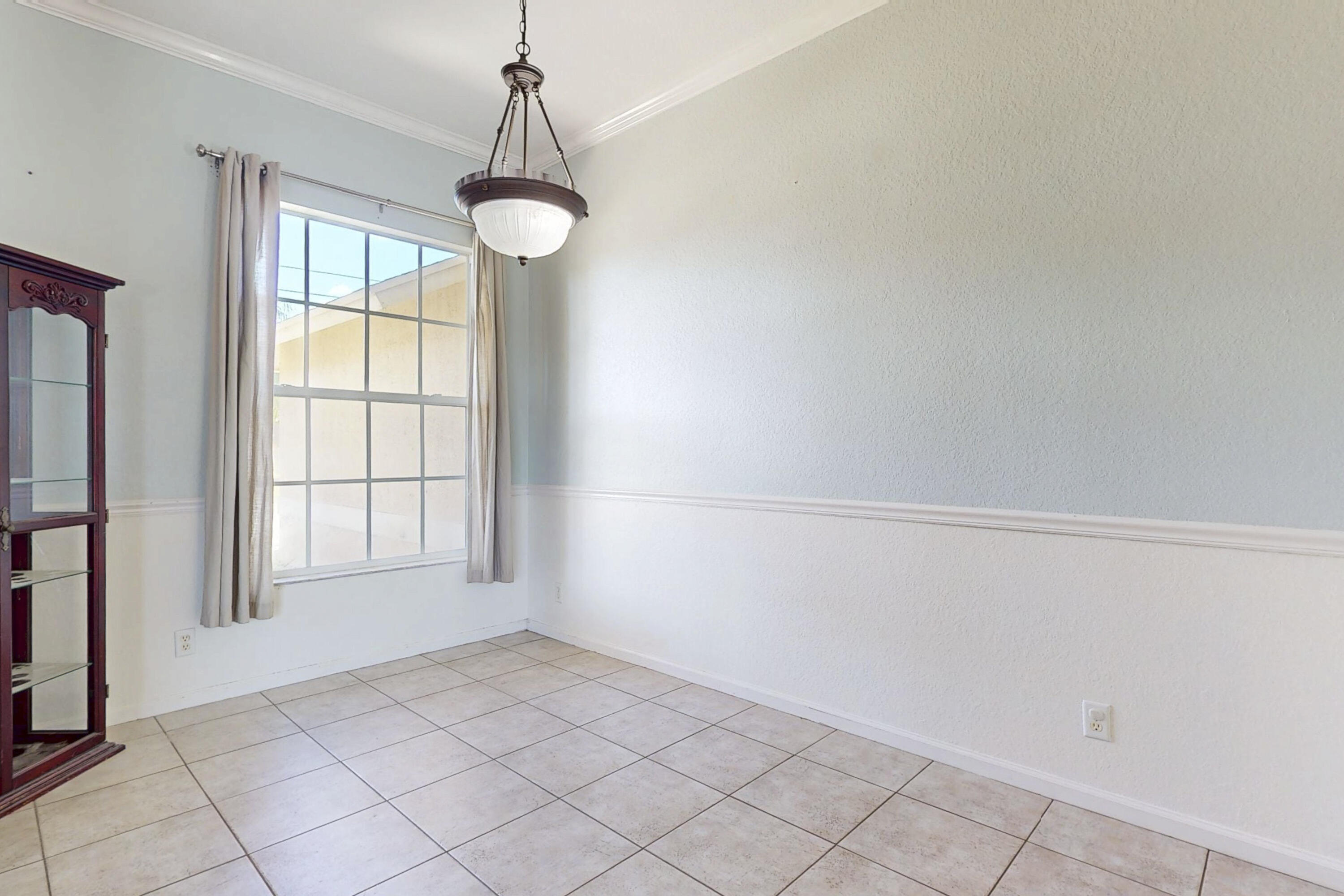 6147 NW East Deville Circle, Port St. Lucie