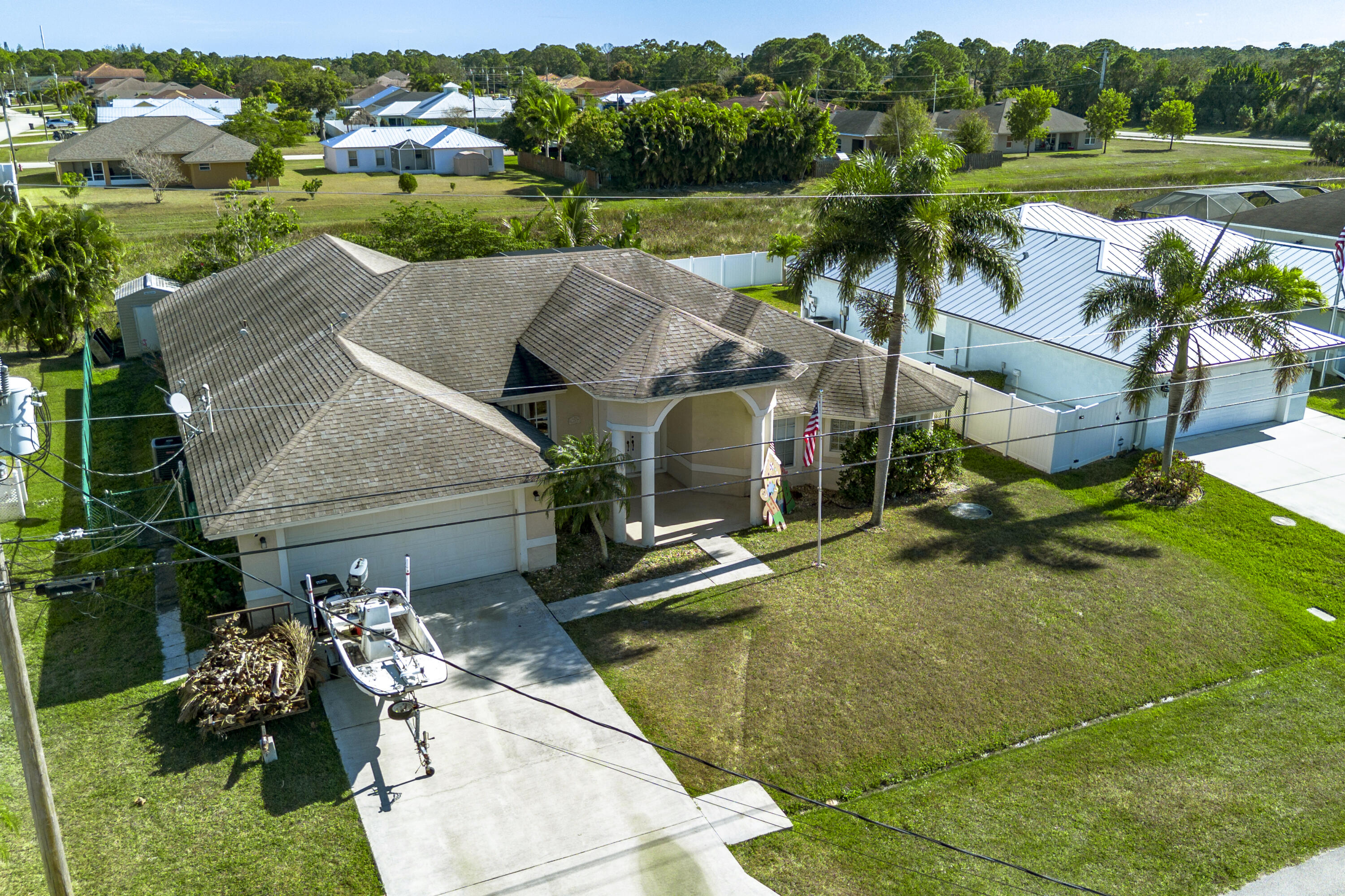 6147 NW East Deville Circle, Port St. Lucie