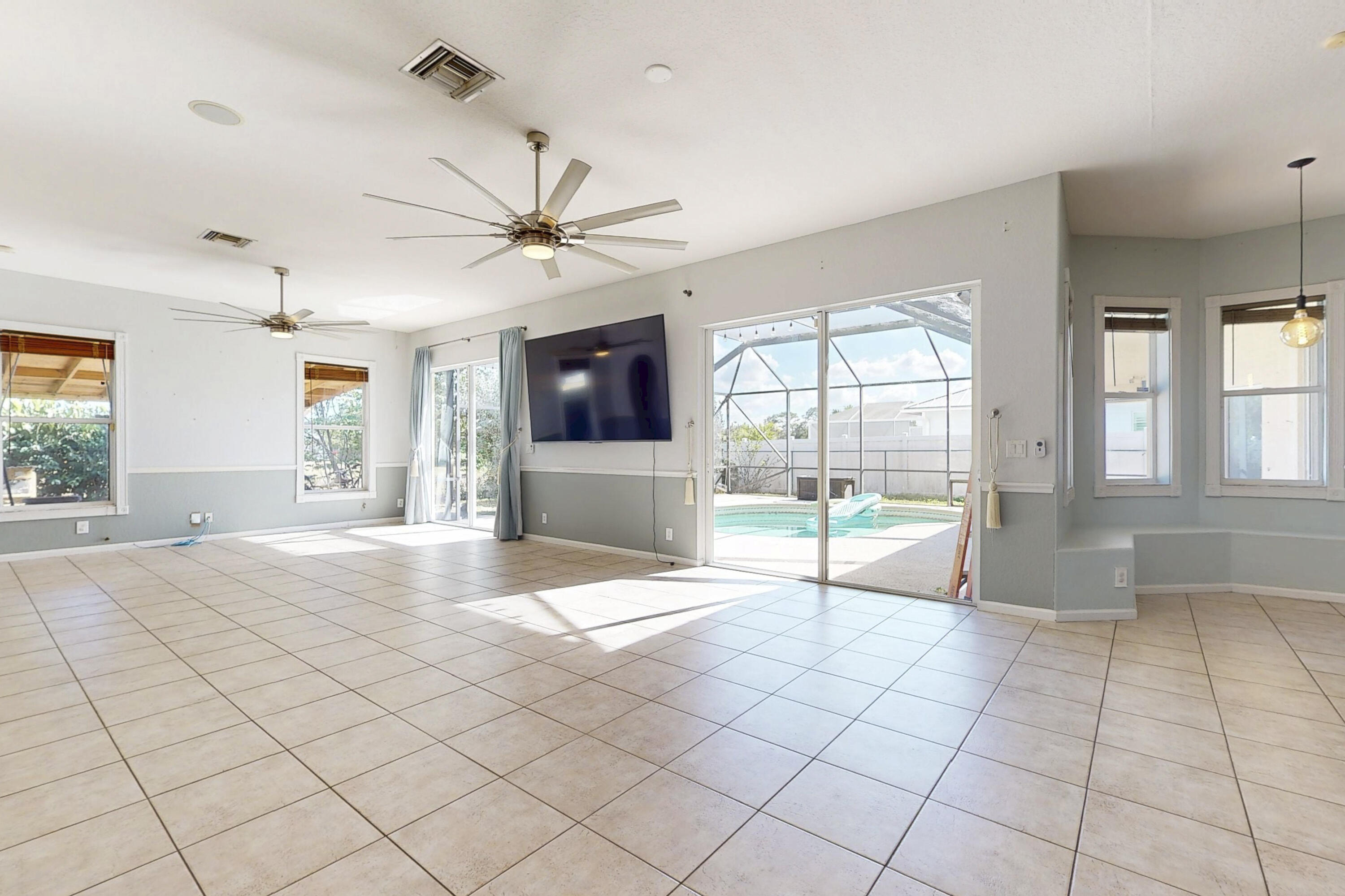 6147 NW East Deville Circle, Port St. Lucie