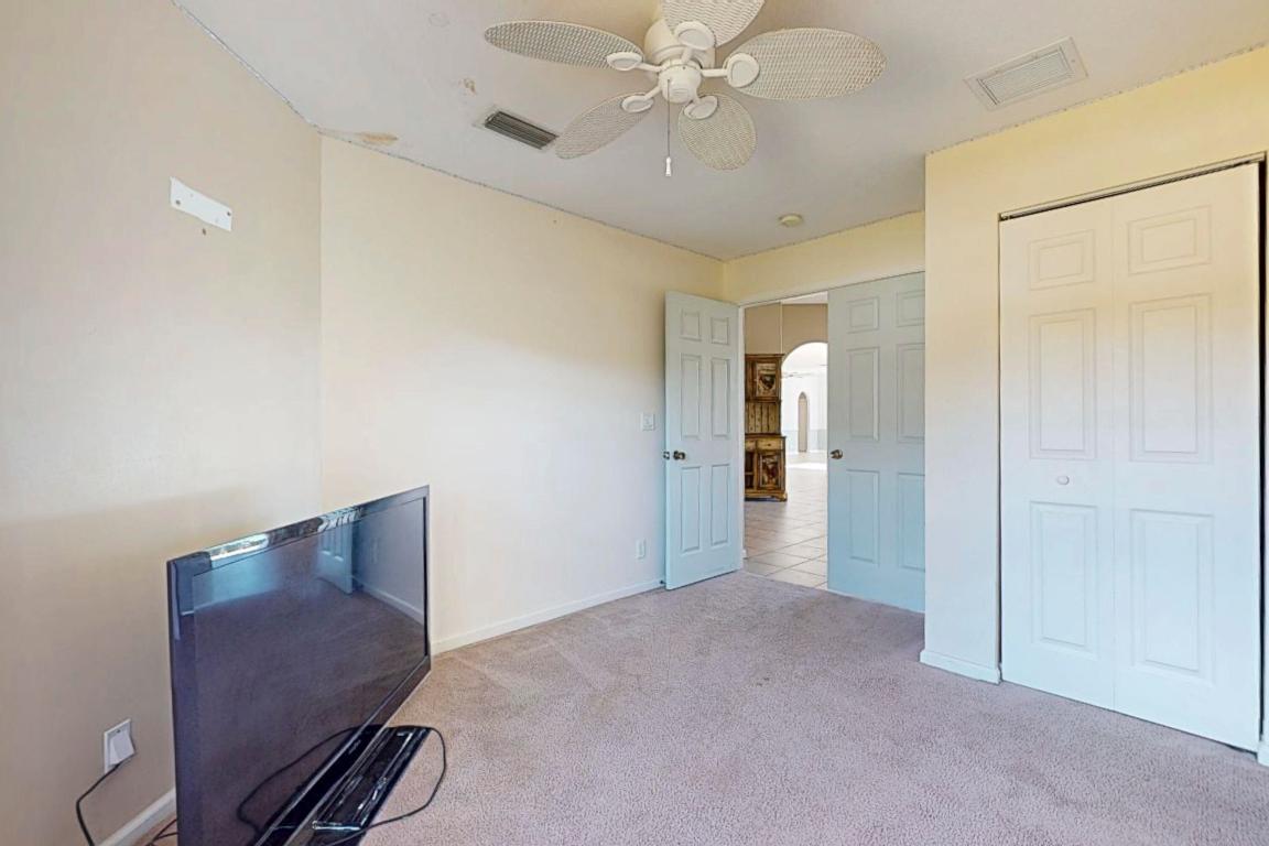 6147 NW East Deville Circle, Port St. Lucie