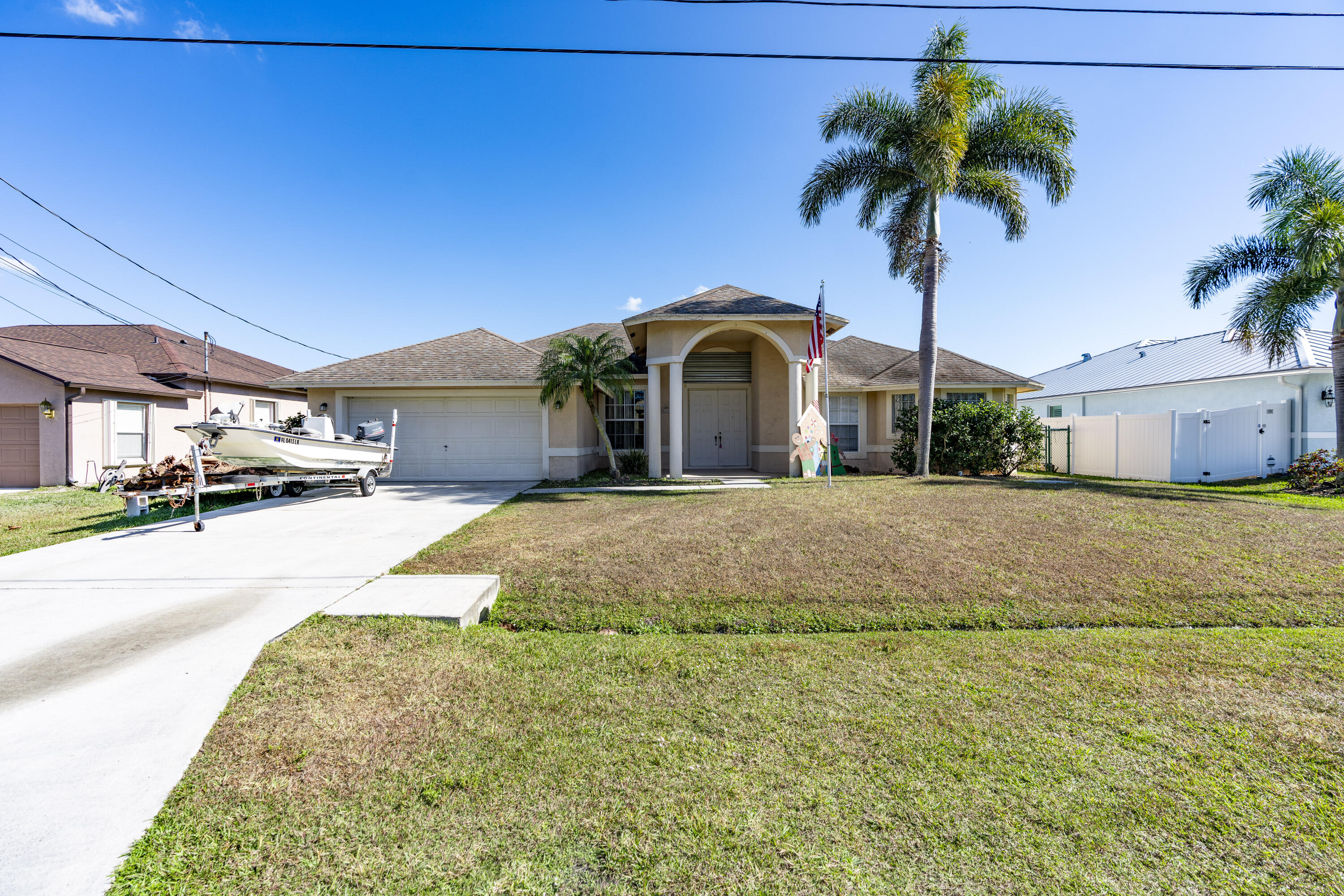 6147 NW East Deville Circle, Port St. Lucie