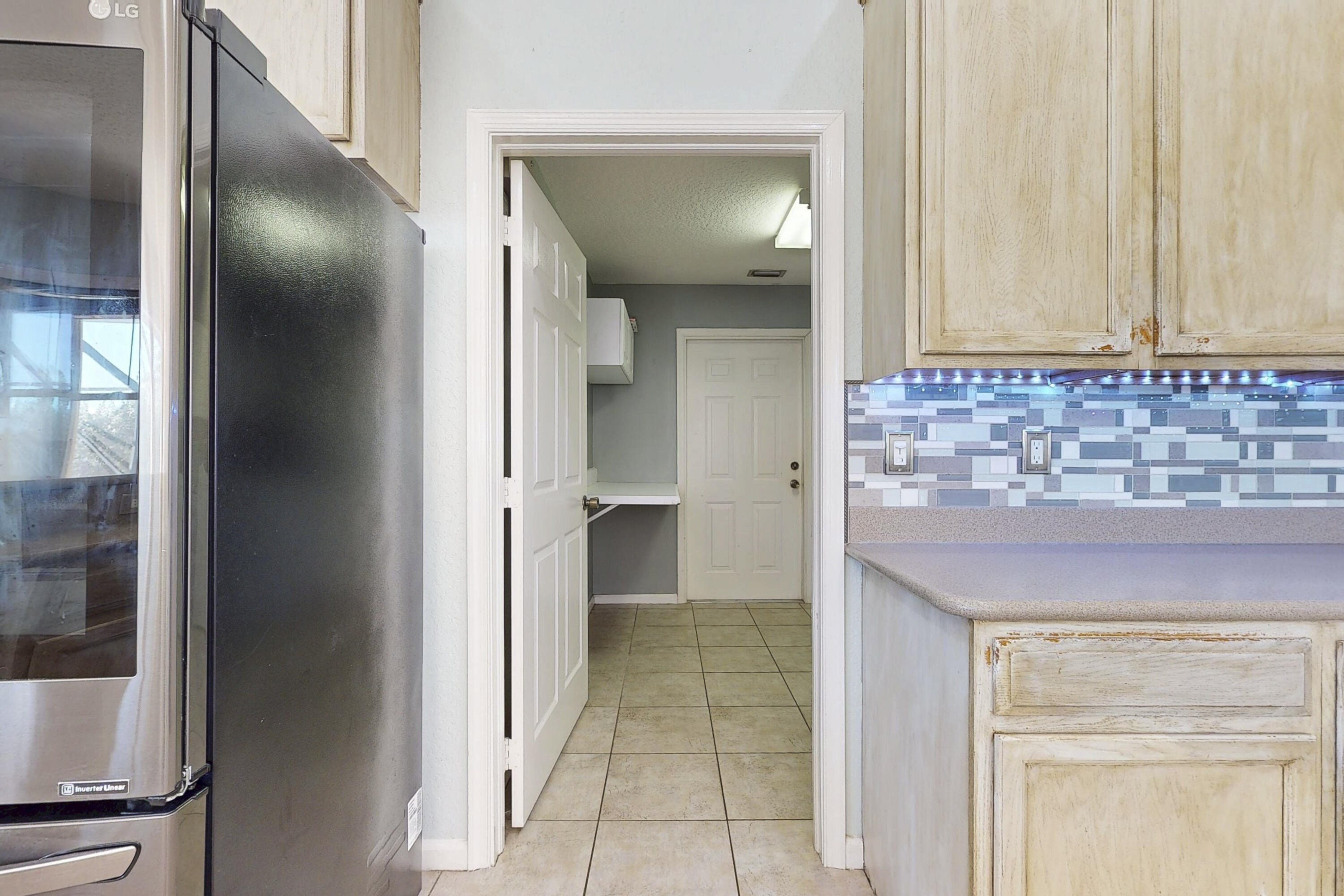 6147 NW East Deville Circle, Port St. Lucie