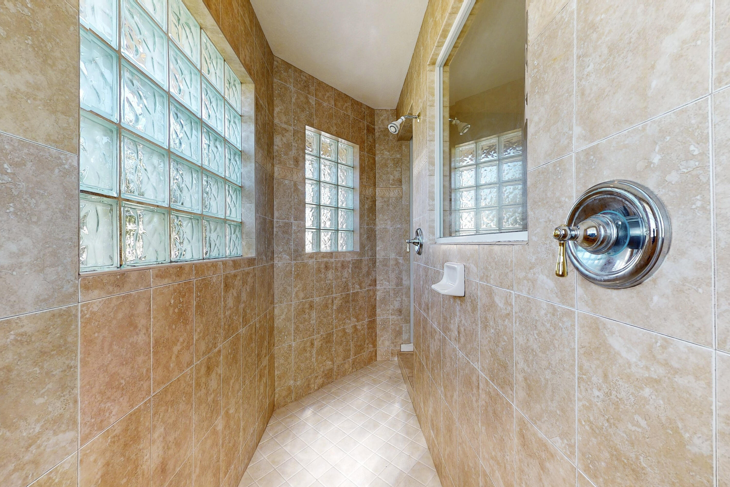 6147 NW East Deville Circle, Port St. Lucie