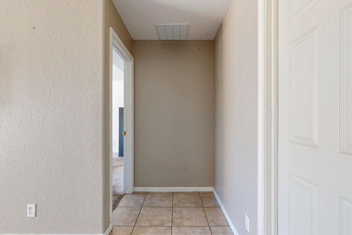 6147 NW East Deville Circle, Port St. Lucie