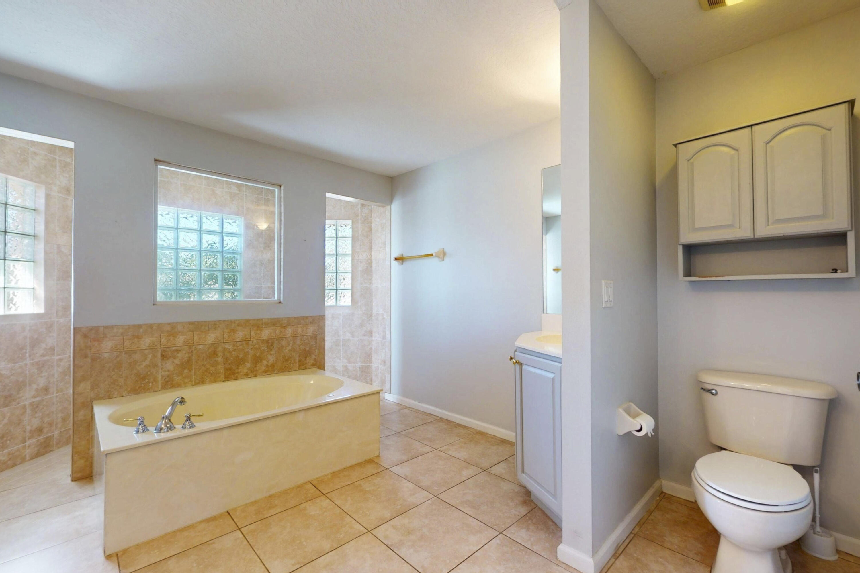6147 NW East Deville Circle, Port St. Lucie