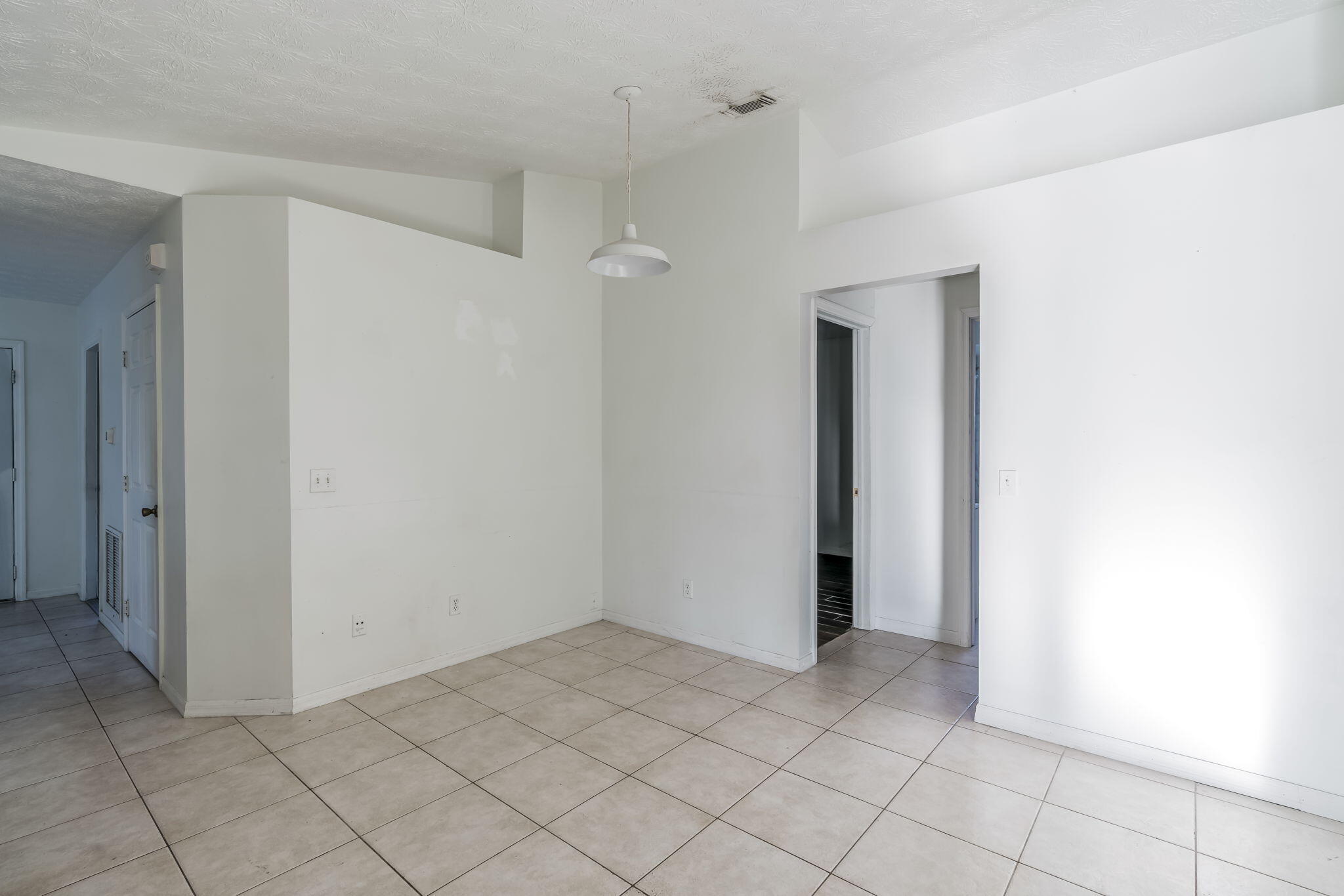 298 SW Eyerly Avenue, Port St. Lucie