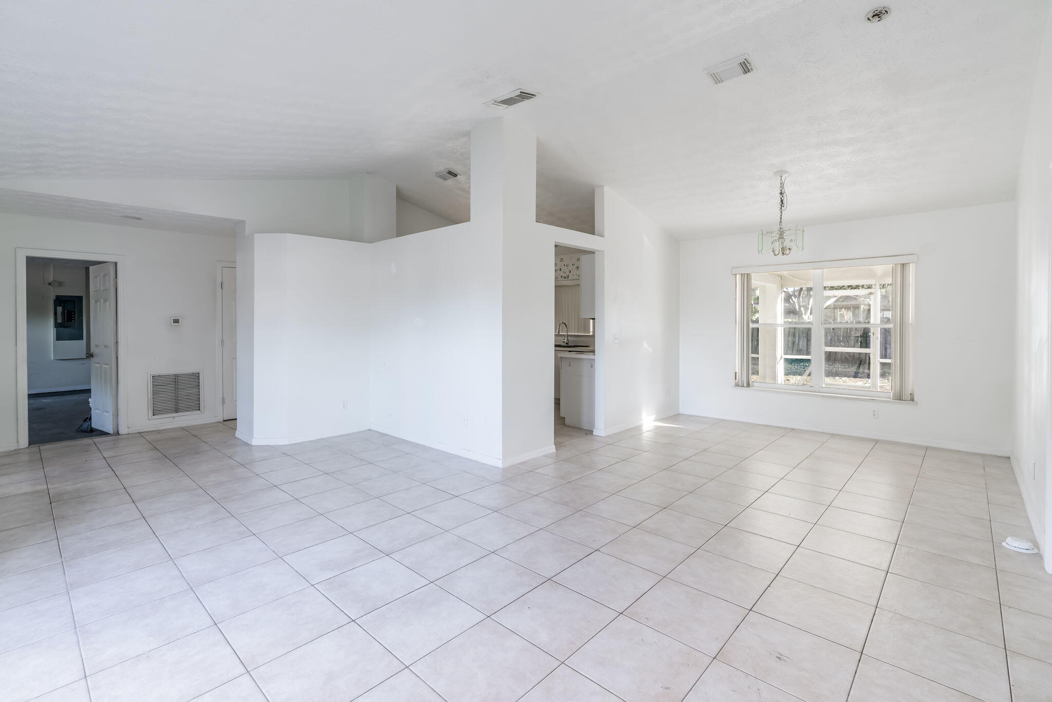 298 SW Eyerly Avenue, Port St. Lucie