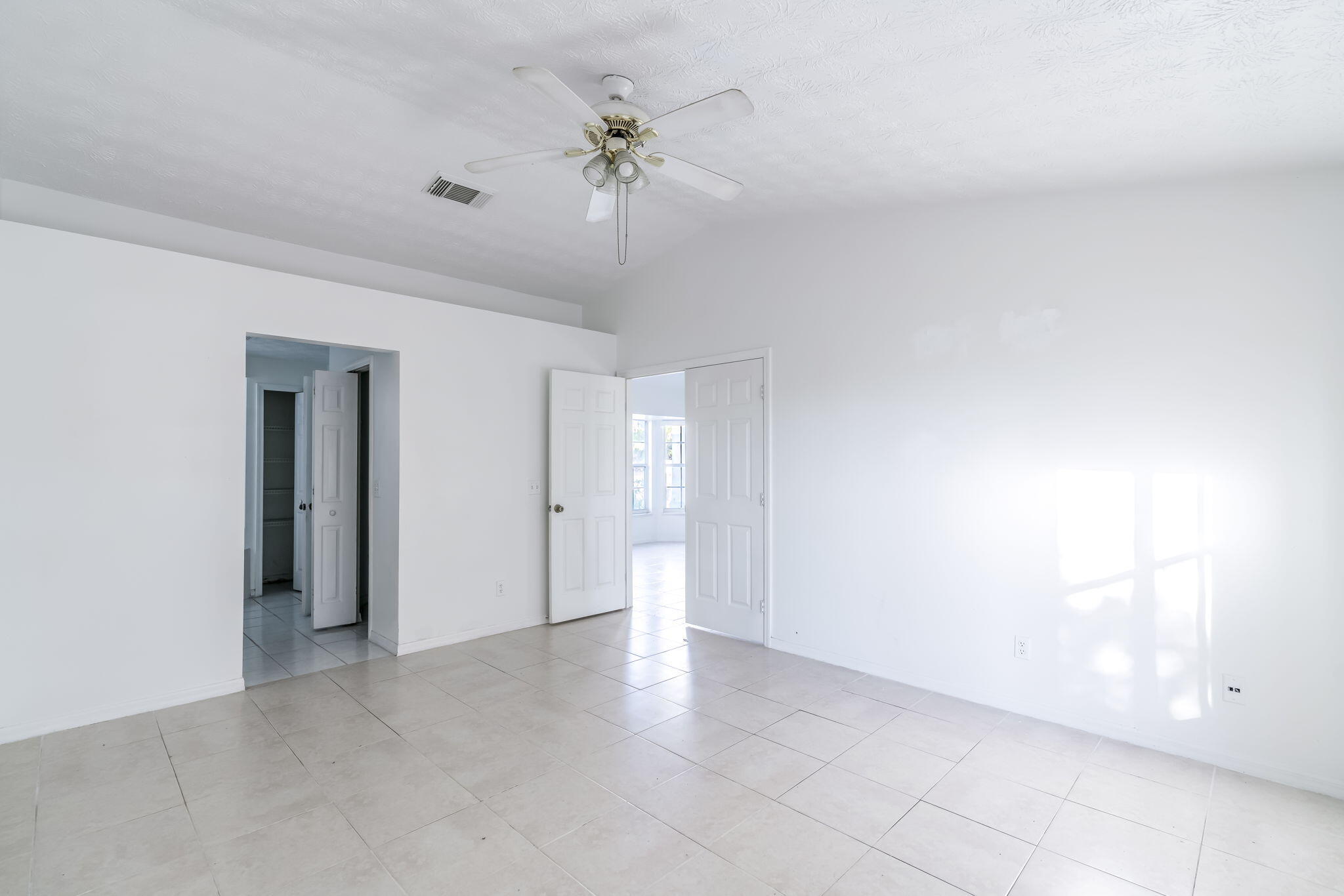 298 SW Eyerly Avenue, Port St. Lucie