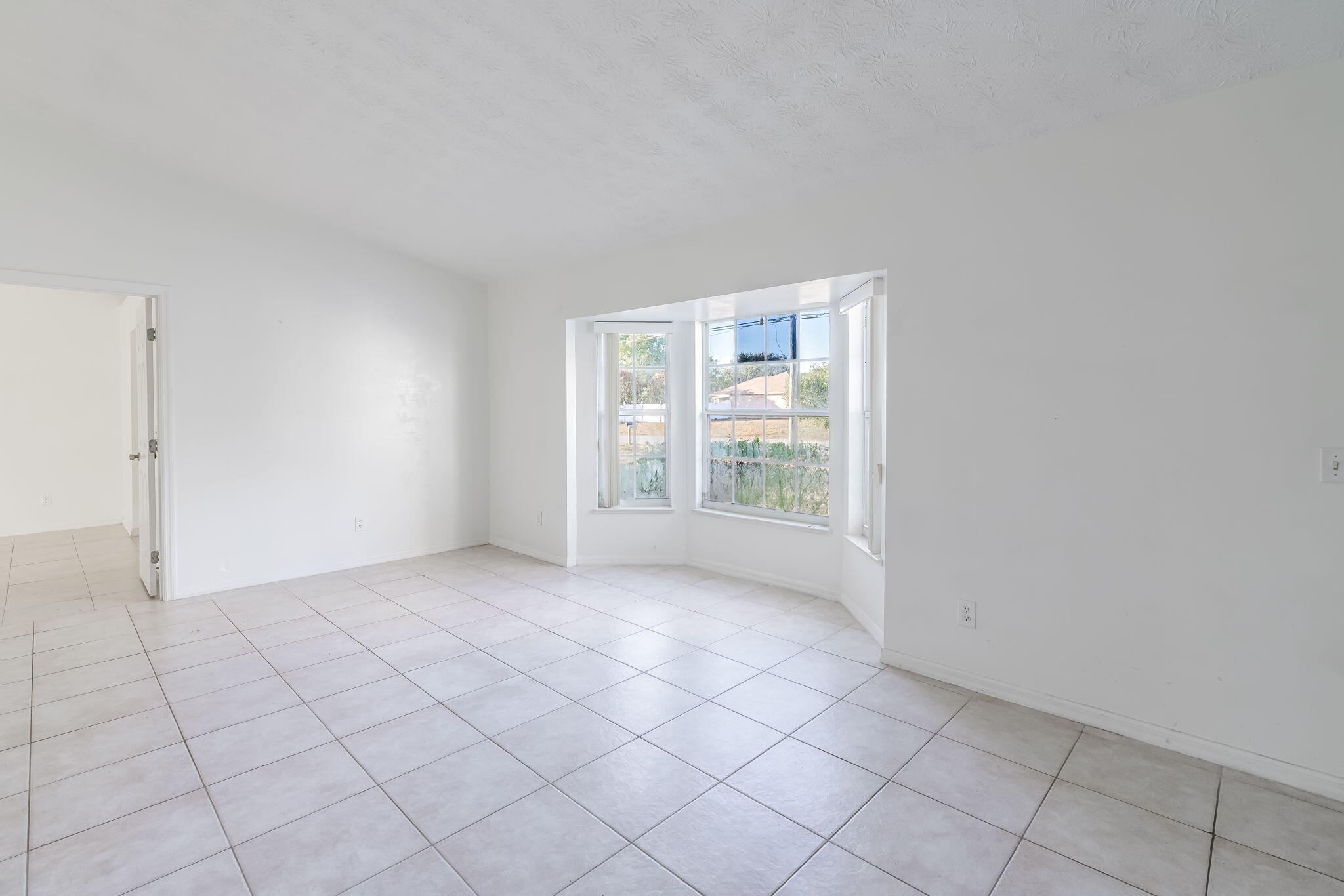 298 SW Eyerly Avenue, Port St. Lucie