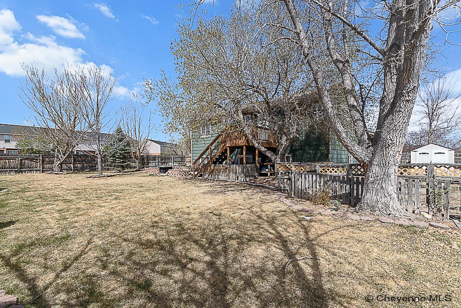 2239 MEADOW DR