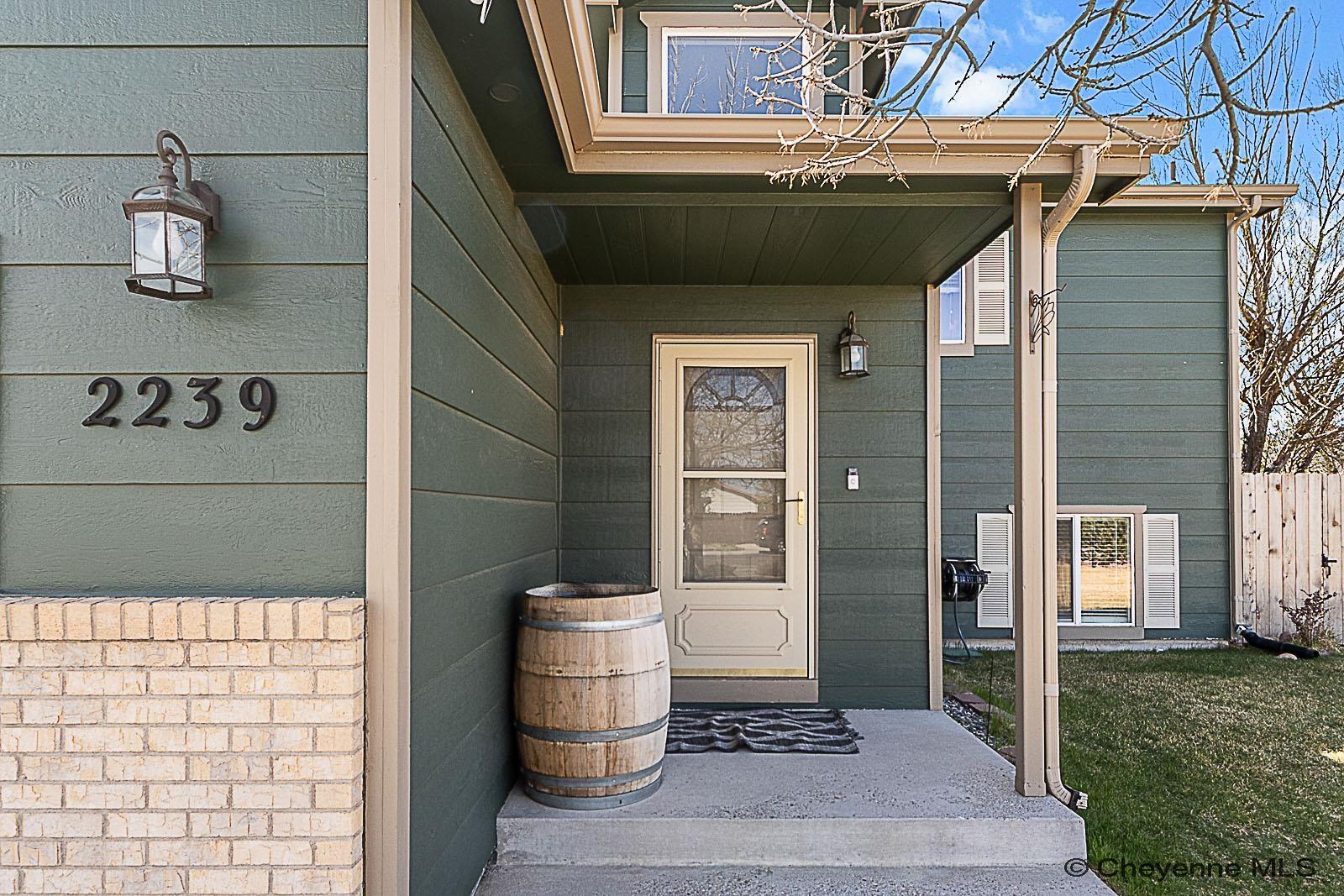 2239 MEADOW DR