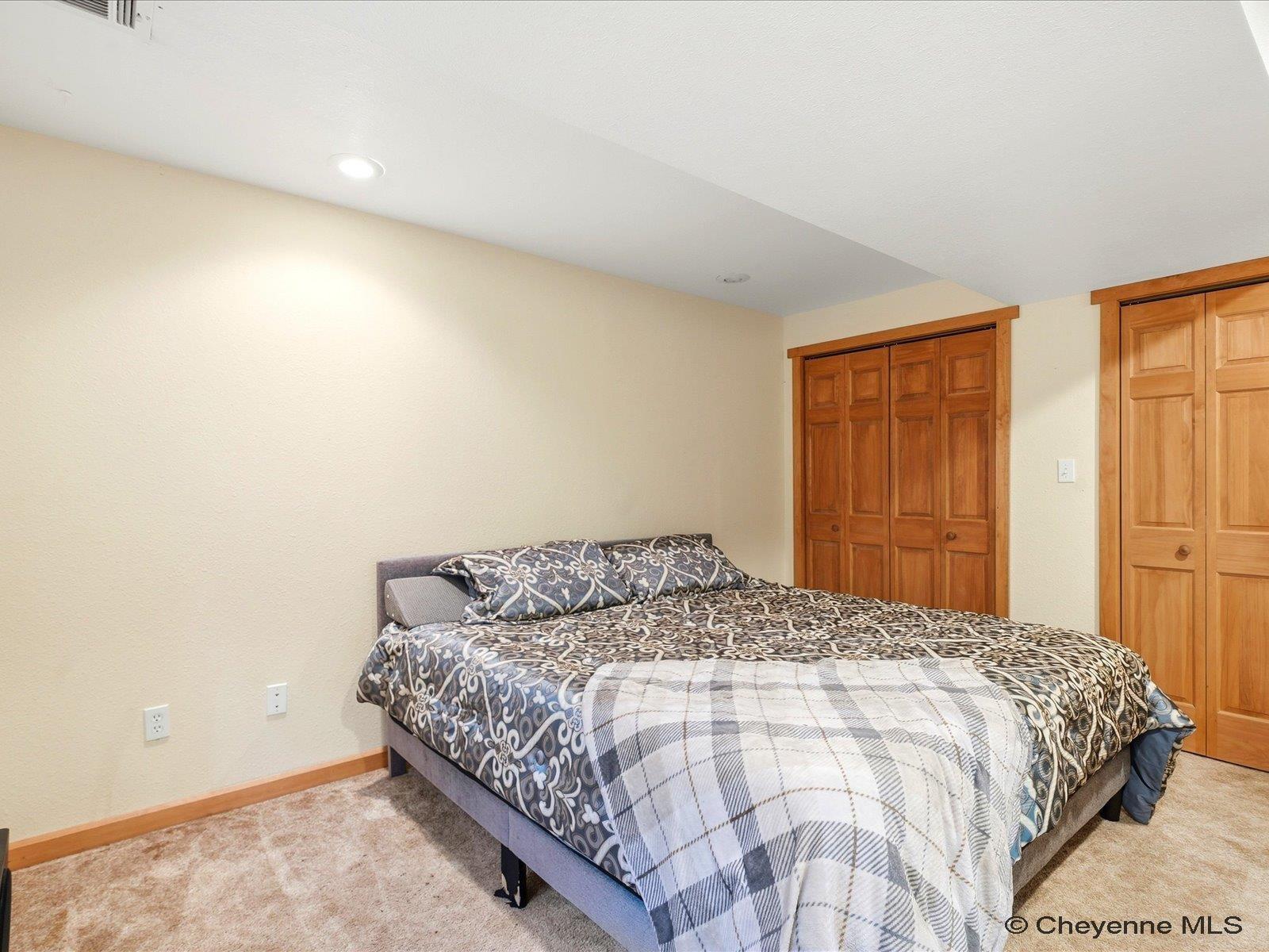 1139 LONG VALLEY RD