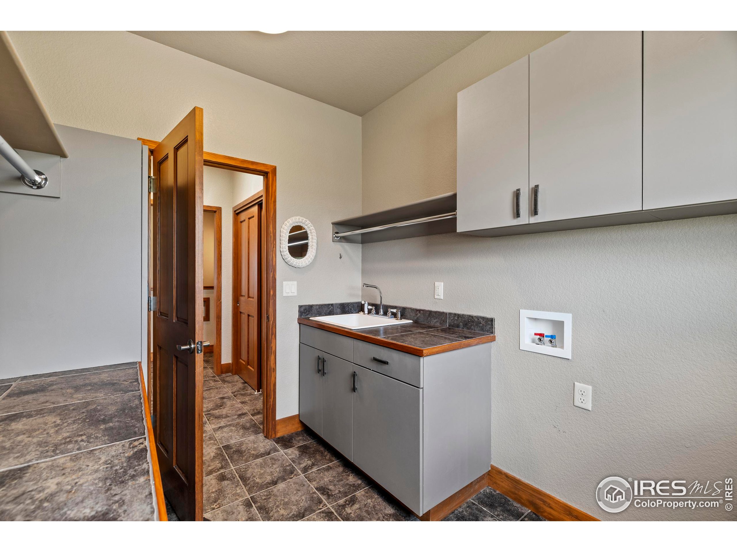 183 Red Bear Rd
