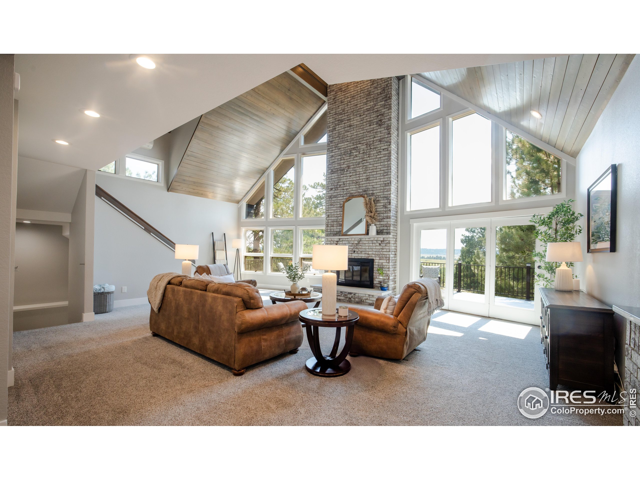 8987 Village Pines Cir