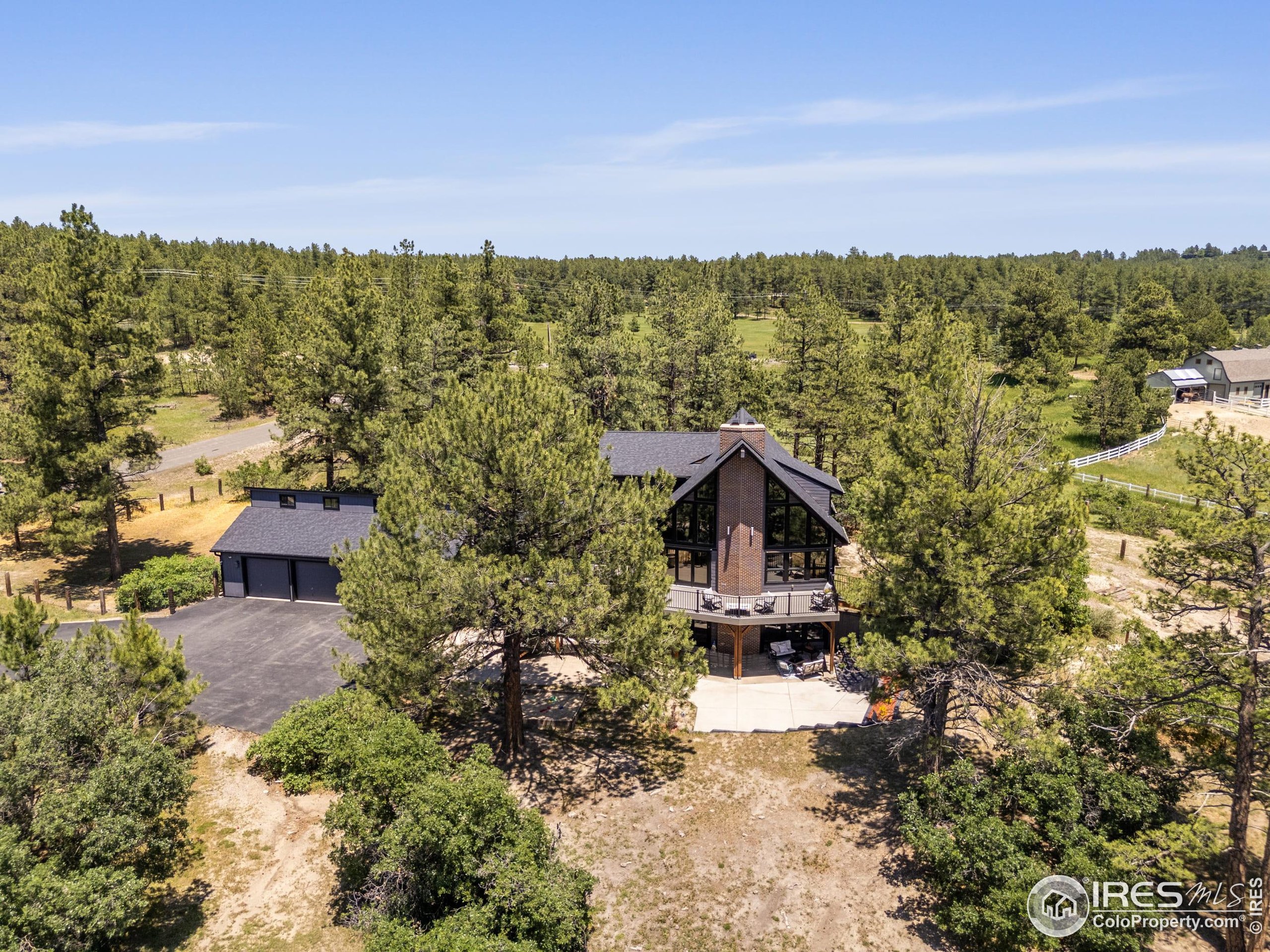 8987 Village Pines Cir