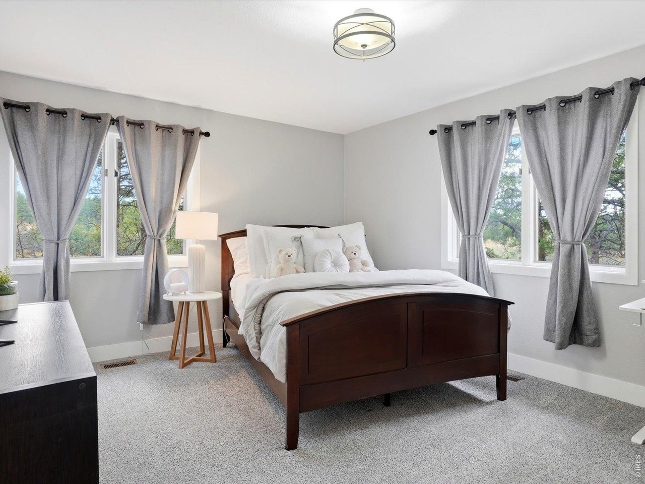 8987 Village Pines Cir