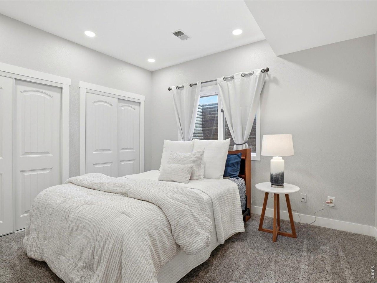 8987 Village Pines Cir