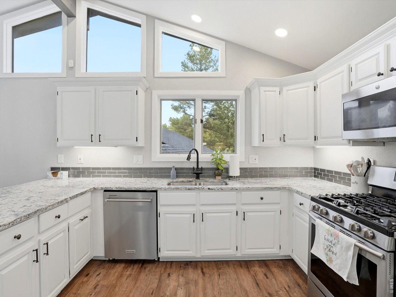 8987 Village Pines Cir