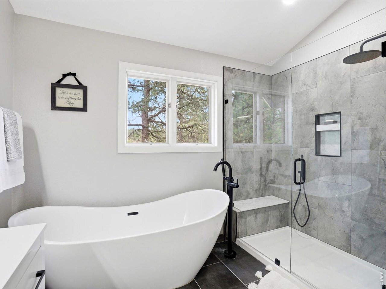 8987 Village Pines Cir