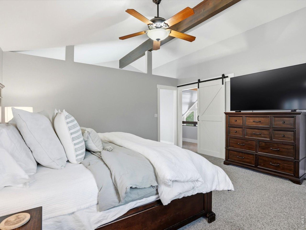 8987 Village Pines Cir