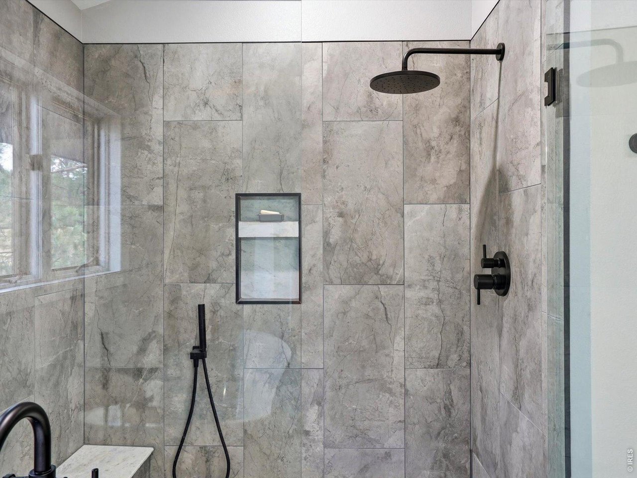 8987 Village Pines Cir