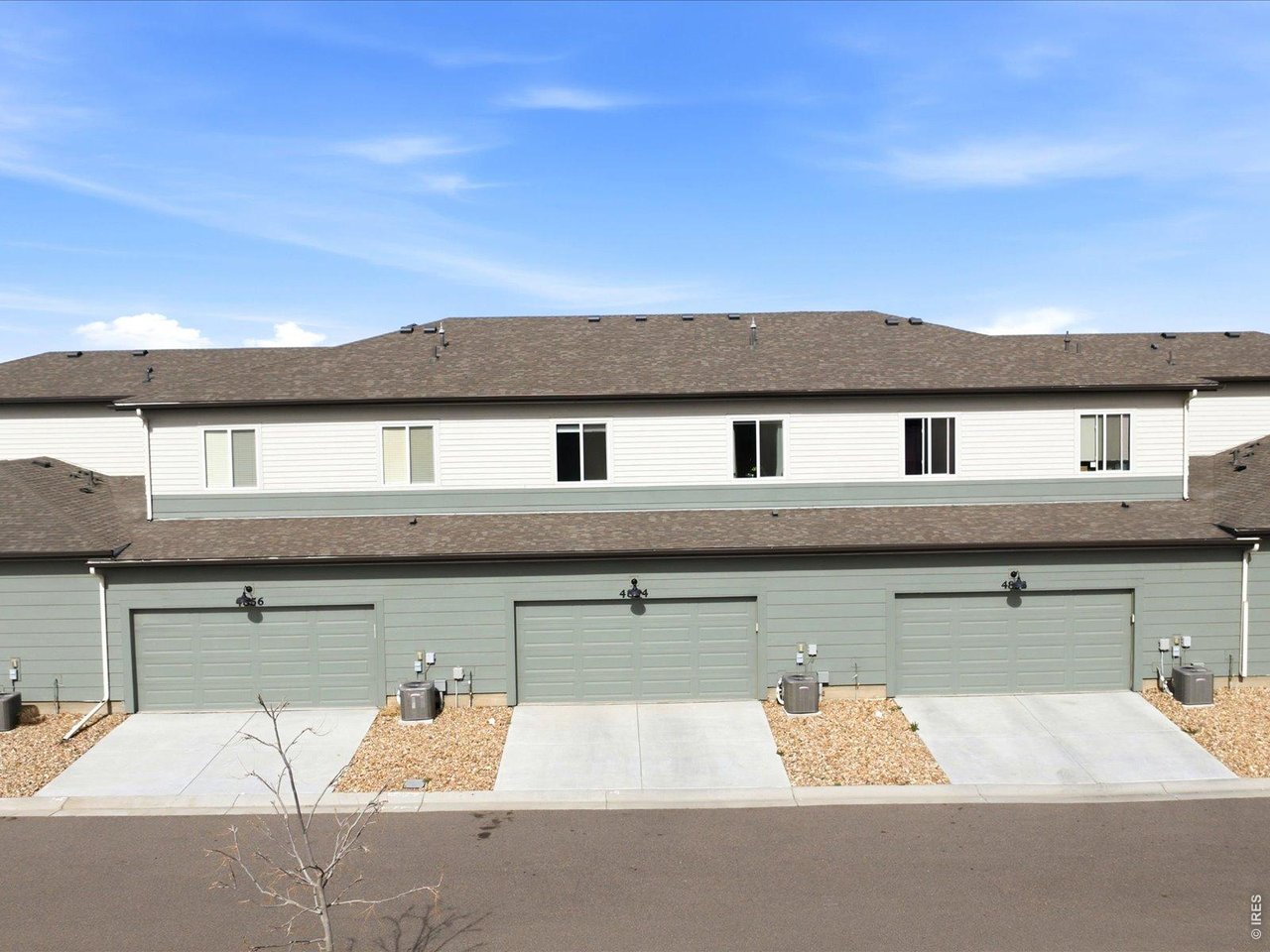 4854 Denys Dr