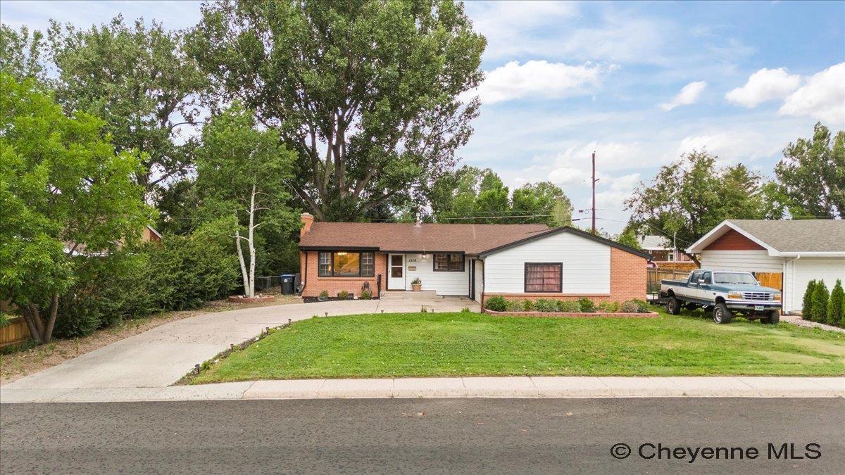 1218 MONROE AVE